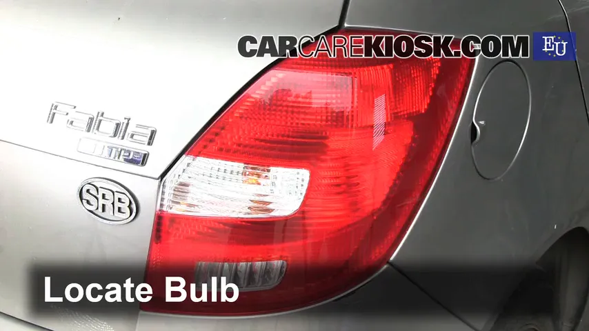 2010 Skoda Fabia S 1.2L 3 Cyl. Lights